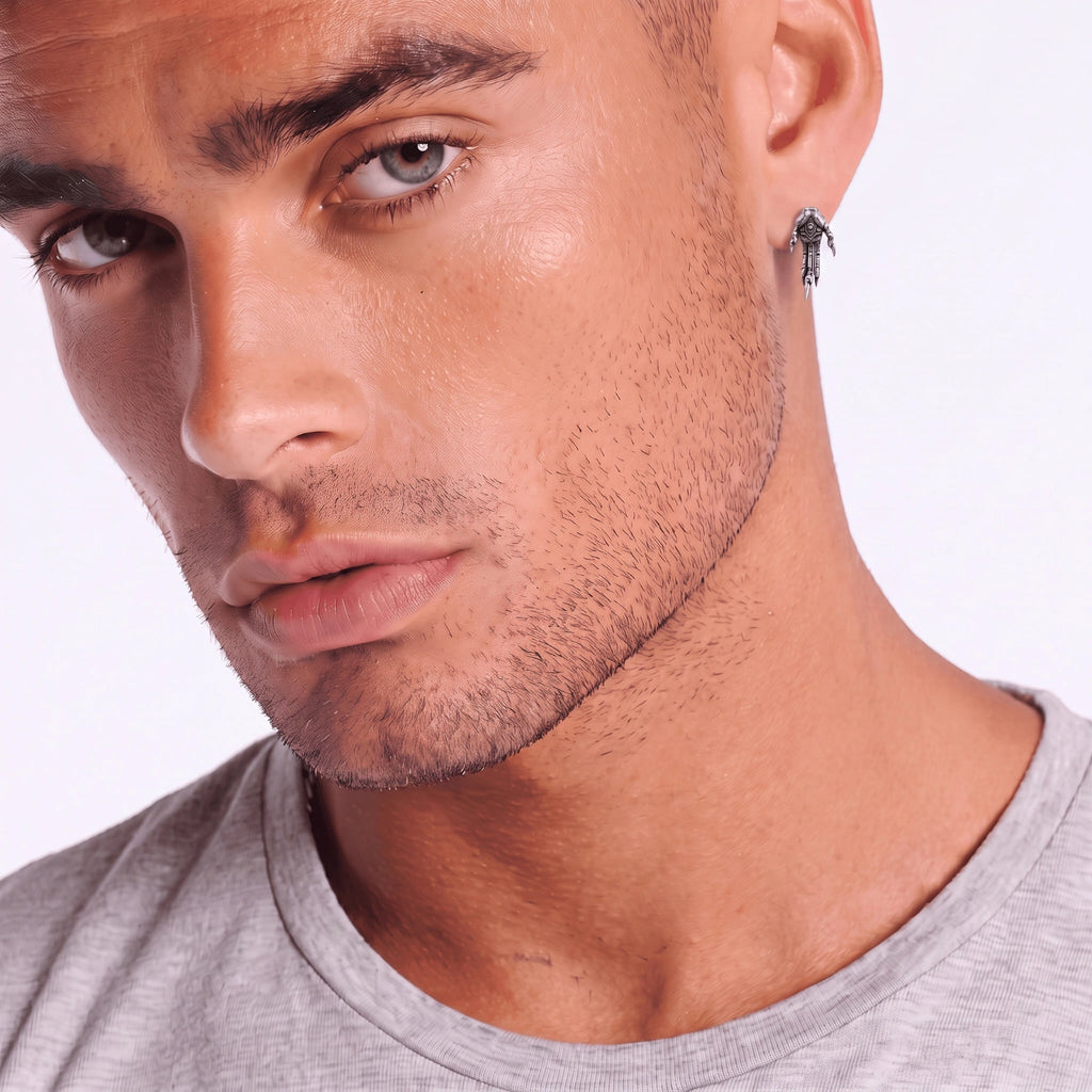 Demon Claw Stud
